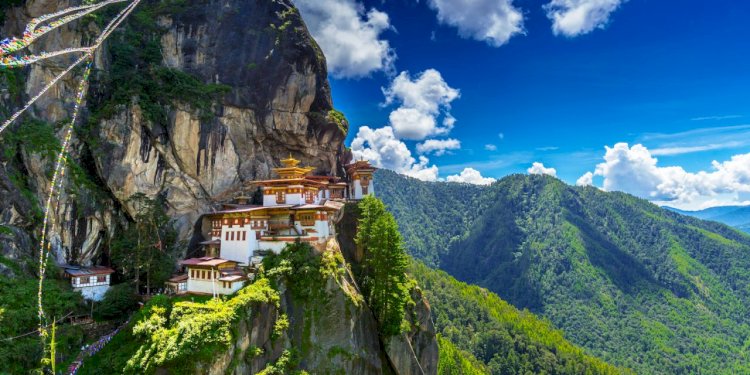 A Journey To The Land Of Thunder Dragons Bhutan: